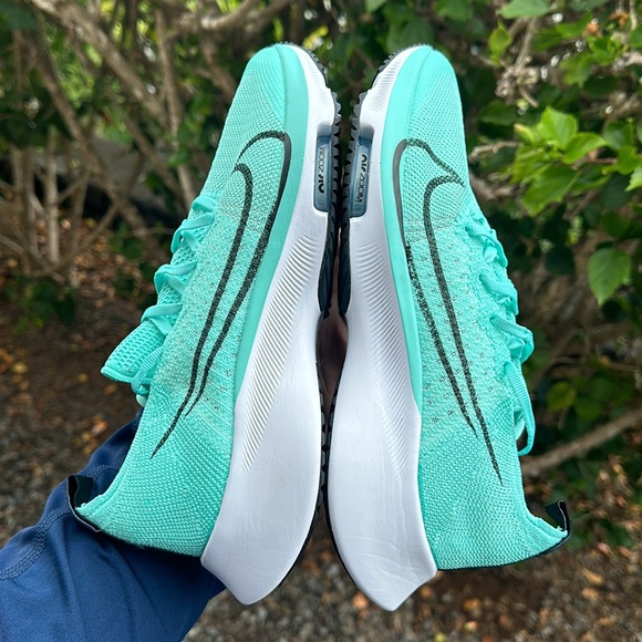 Nike Air Zoom Tempo FK (GS) Hyper Turquoise/Black Size 7Y / Womens 8.5 - Picture 5 of 8